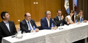 MESA-SECTORIAL-VACA-MUERTA_SIP9266-1-851x420