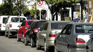 autos-estacionados-en-la-calle