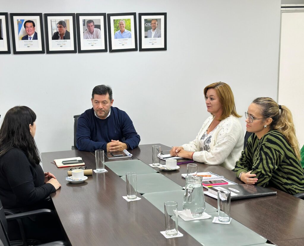 b2d72cdf-37b1-4fdd-a0a5-62a52e395b25