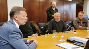 firma-con-epas-por-obras-a-realizarse-en-barrio-la-sirena