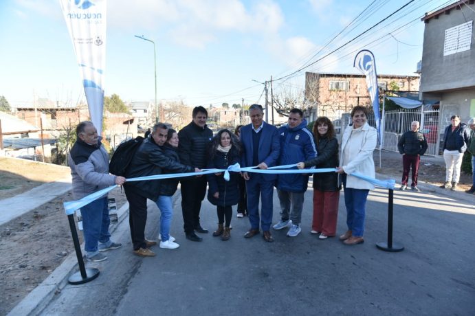 Inauguracion-asfalto-prov-unidas