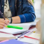 Este lunes se pagan becas provinciales