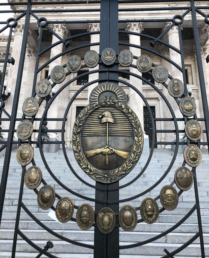 escudo-nacional-argentino