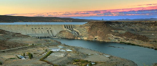 Represa-Piedra-del-Aguila