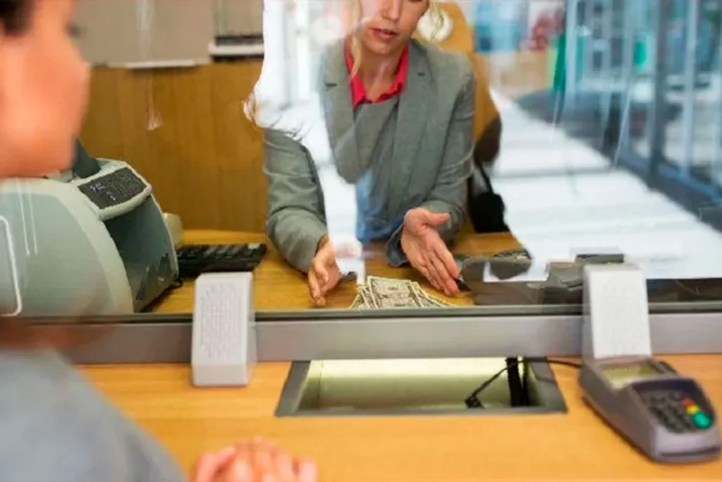 empleado-bancario