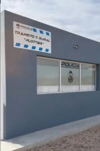 policia-plottier