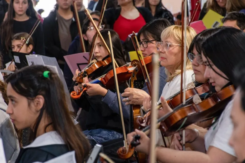 Orquesta-de-la-Confluencia