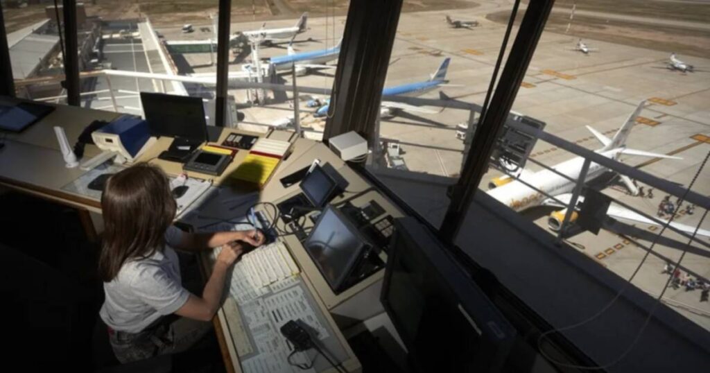 Controladores-aéreos