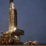 Argentina eleva producción de crudo en un mercado global tensionado