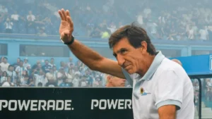 gustavo-costas