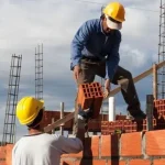Un estudio de la UBA advirtió retrocesos en empleo y salarios