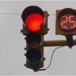 Cambios en semáforos y controles para agilizar la circulación en avenida Mosconi