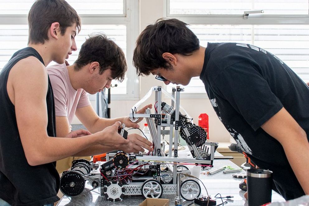 tecnologia-estudiantes