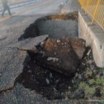 El puente del arroyo Codihue quedó afectado por el temporal